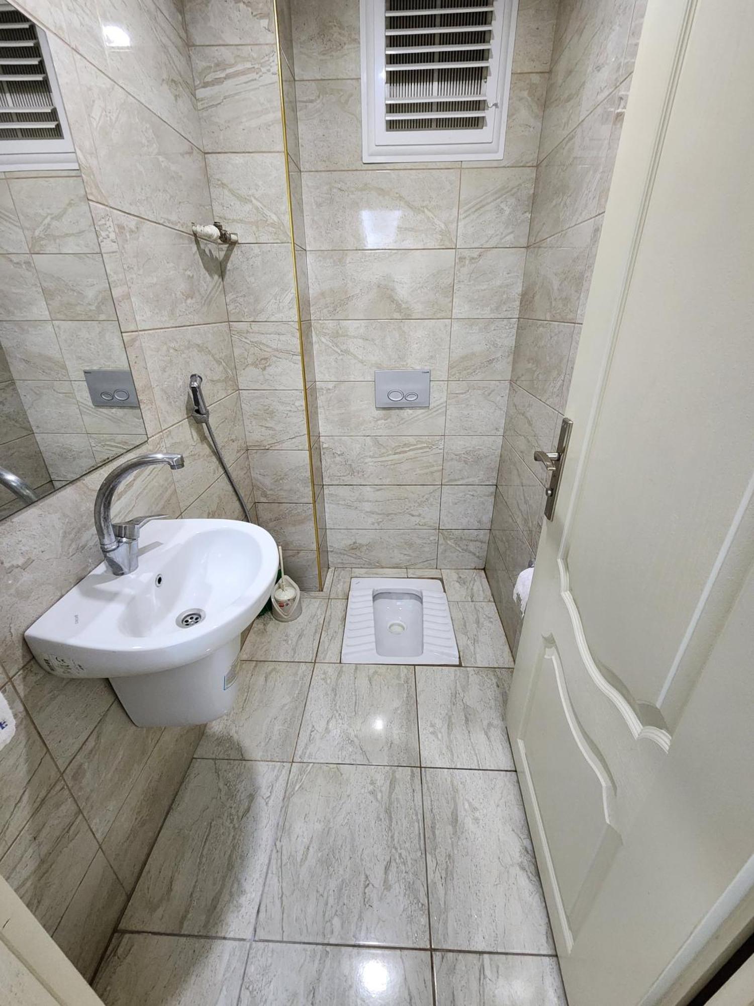 טראבזון Esa Apart Hotel מראה חיצוני תמונה