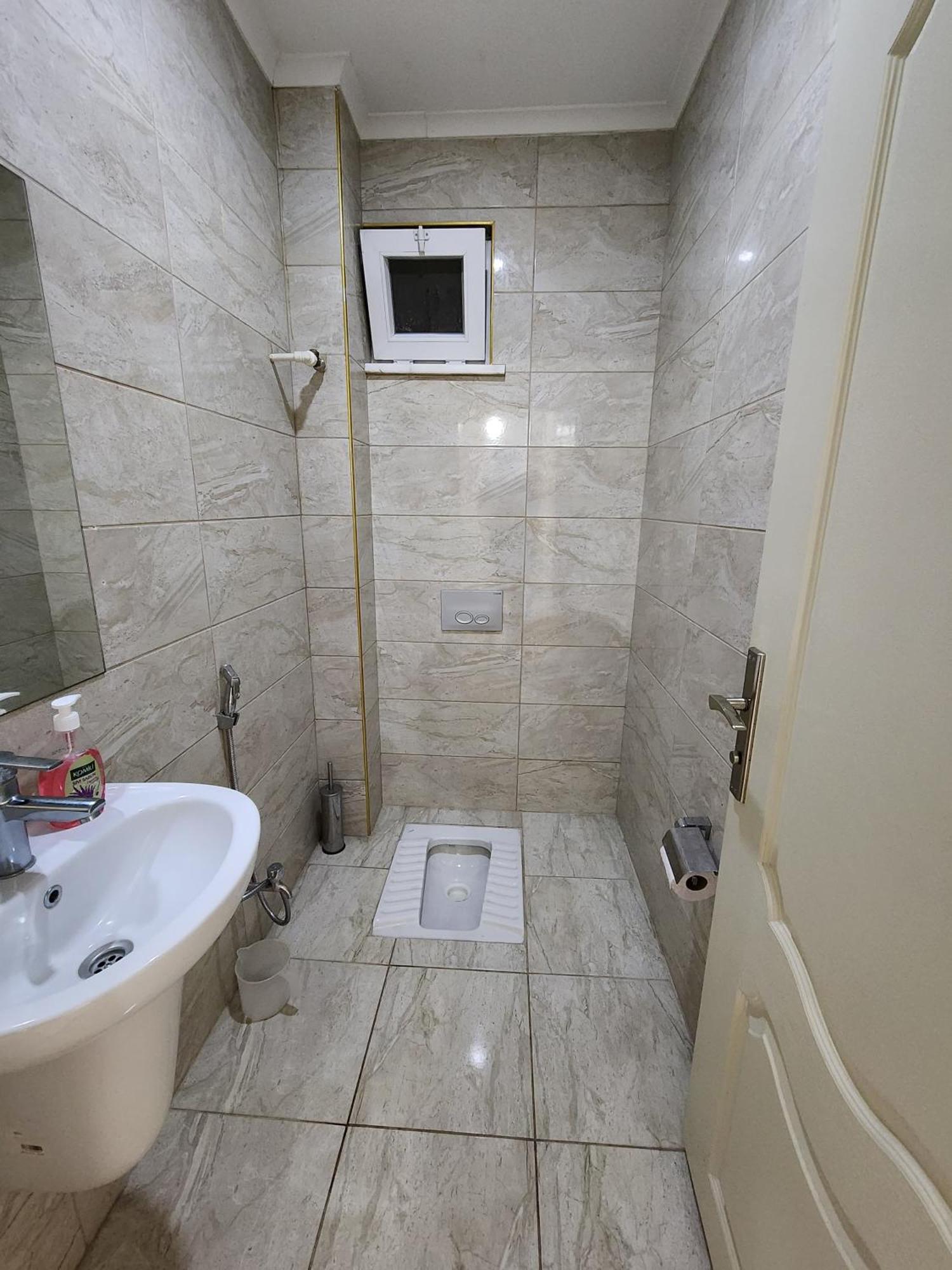 טראבזון Esa Apart Hotel מראה חיצוני תמונה